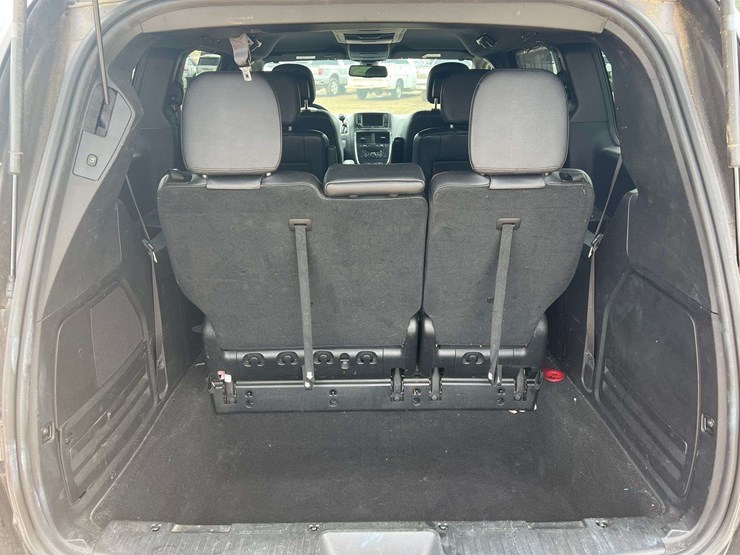 2018-dodge-grand-caravan-gt-image-16
