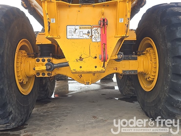 2023-volvo-a25g-image-24