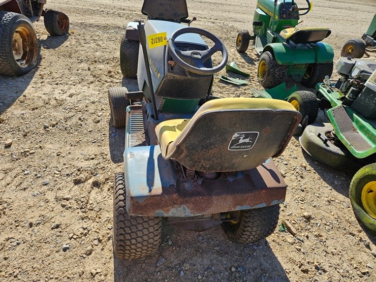 john-deere-160-image-4