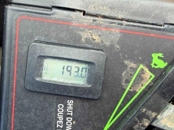 toro-zero-turn-lawn-mower-image-11