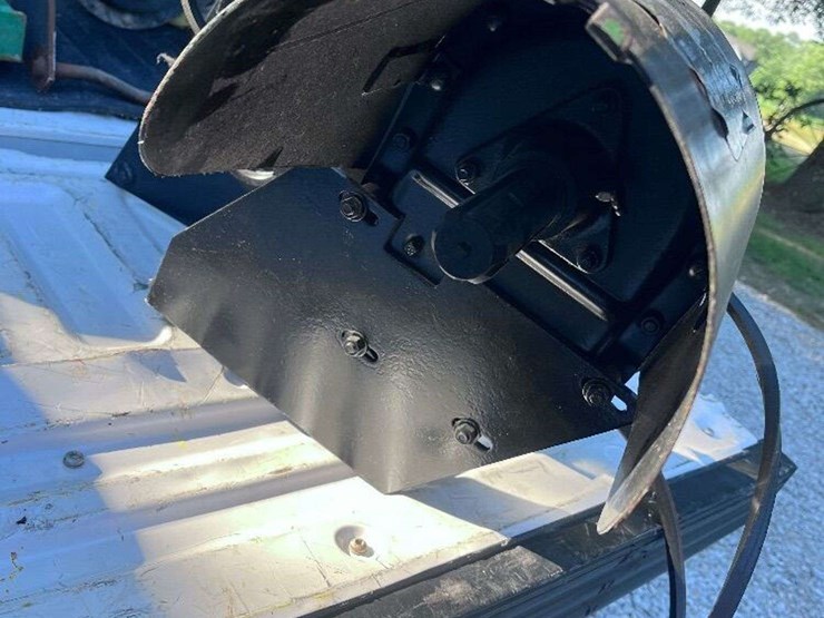 john-deere-110-image-2