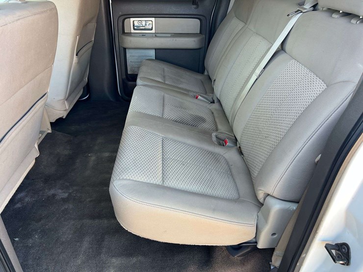 2010-ford-f150-xlt-image-22