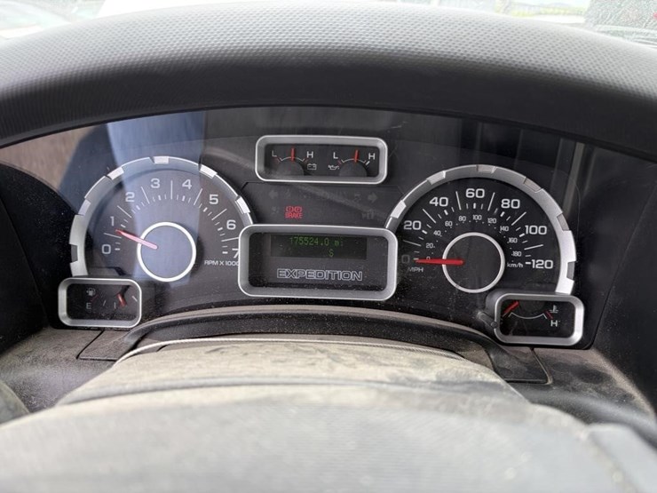 2009-ford-expedition-el-xlt-image-16