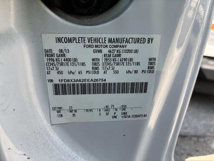 2014-ford-f350-image-21