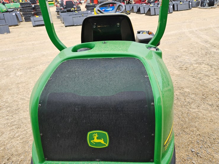 john-deere-2500e-image-17