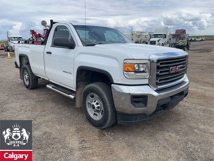 2015-gmc-sierra-2500hd-image-7