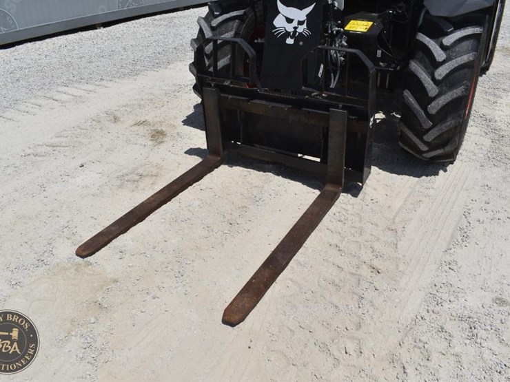 2024-bobcat-tl619-image-9