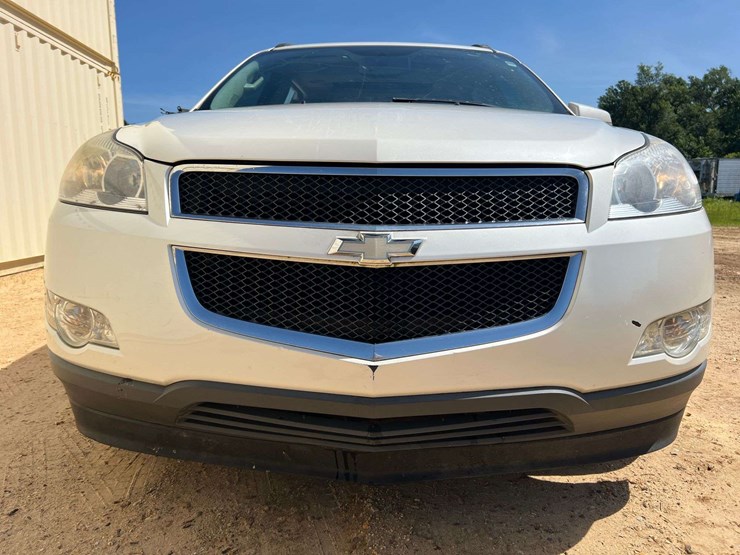 2012-chevrolet-traverse-image-5