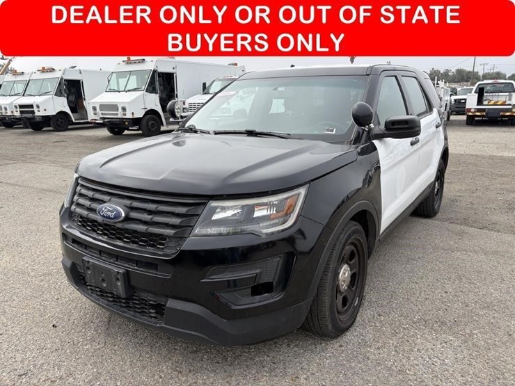 2019-ford-explorer-police-interceptor-image-1