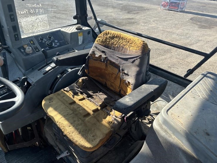 1993-ford-6640-image-21