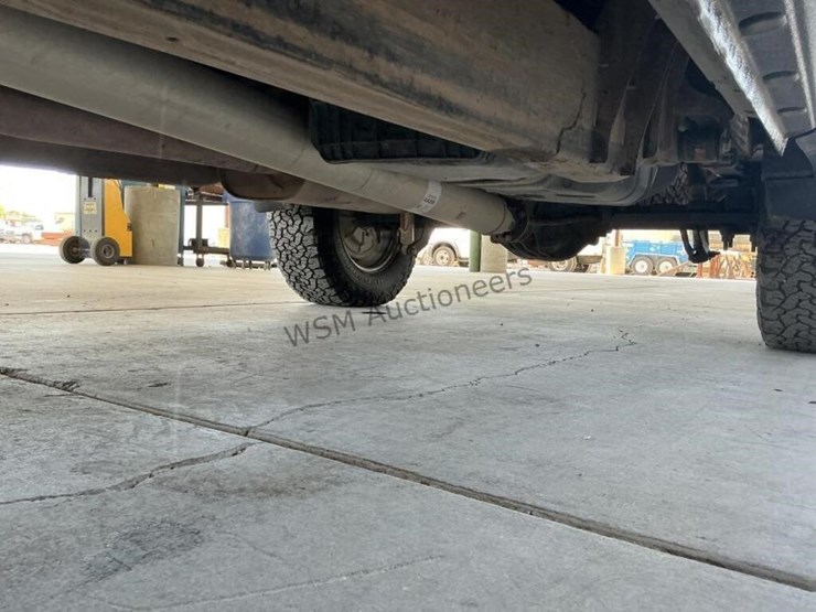 2019-chevrolet-silverado-1500-image-28