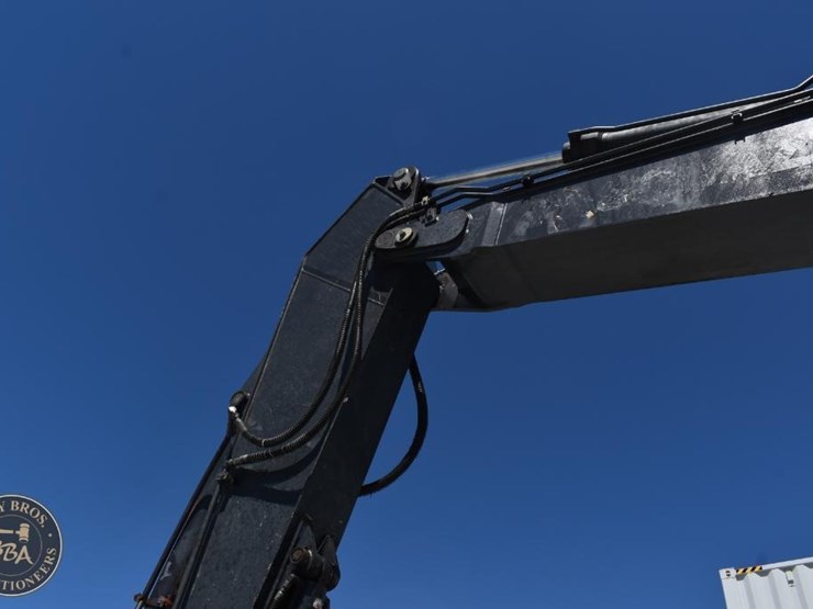 2010-deere-350d-lc-image-29