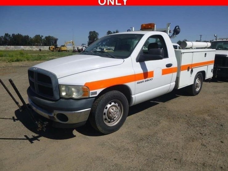 2005-dodge-ram-1500-image-1