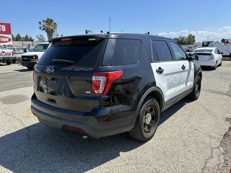 2018-ford-explorer-police-interceptor-image-3