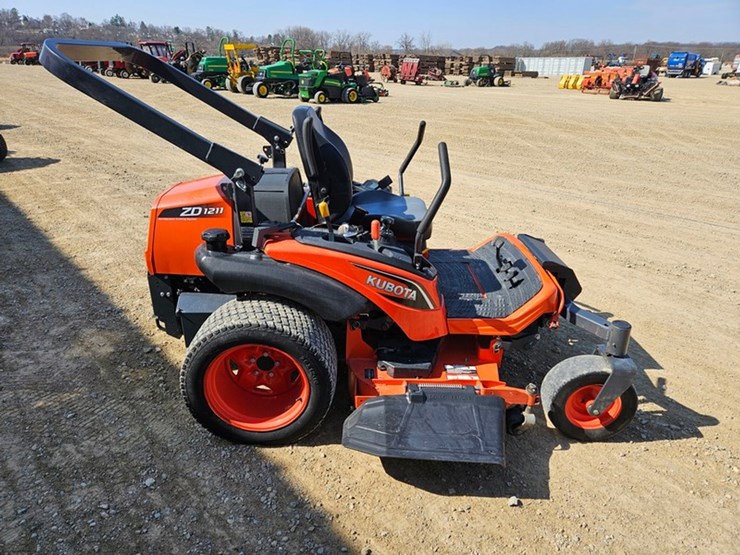 kubota-zd1211-image-6