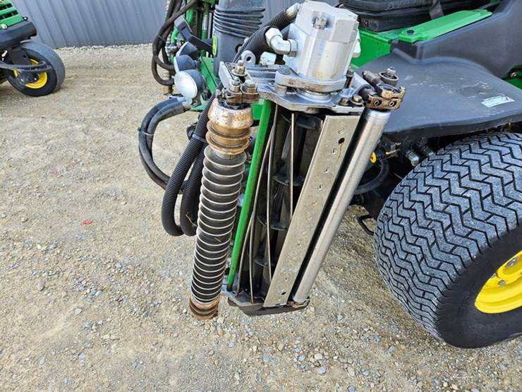 john-deere-7500-image-10
