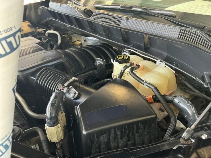2019-chevrolet-silverado-1500-image-13