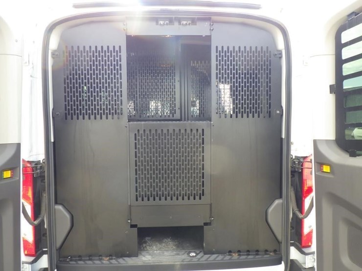 2020-ford-transit-image-8