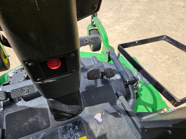 john-deere-1600-turbo-image-34