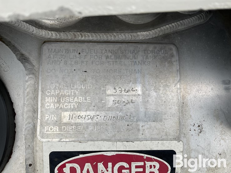 2001-peterbilt-330-image-20