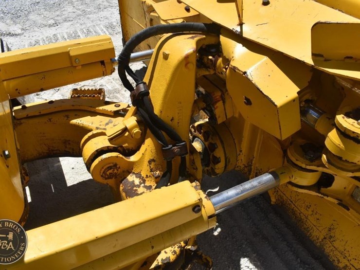 2019-komatsu-d51pxi-24-image-25