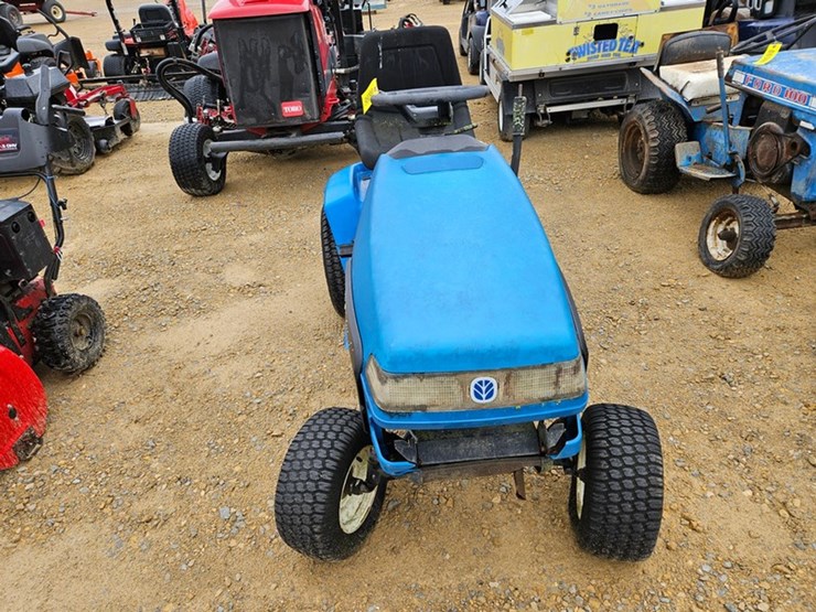 new-holland-45-image-8