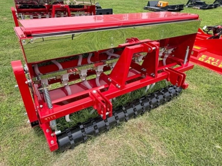agt--72”-skid-steer/3pt-seeder-image-1