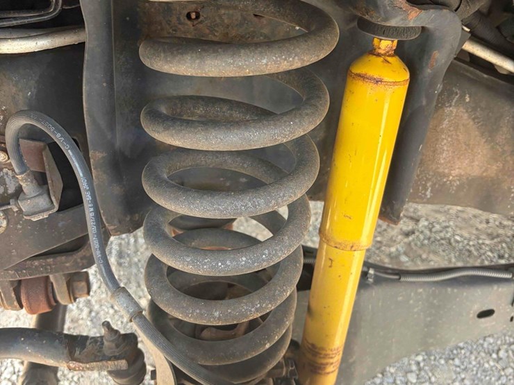 2016-ford-f550-image-12