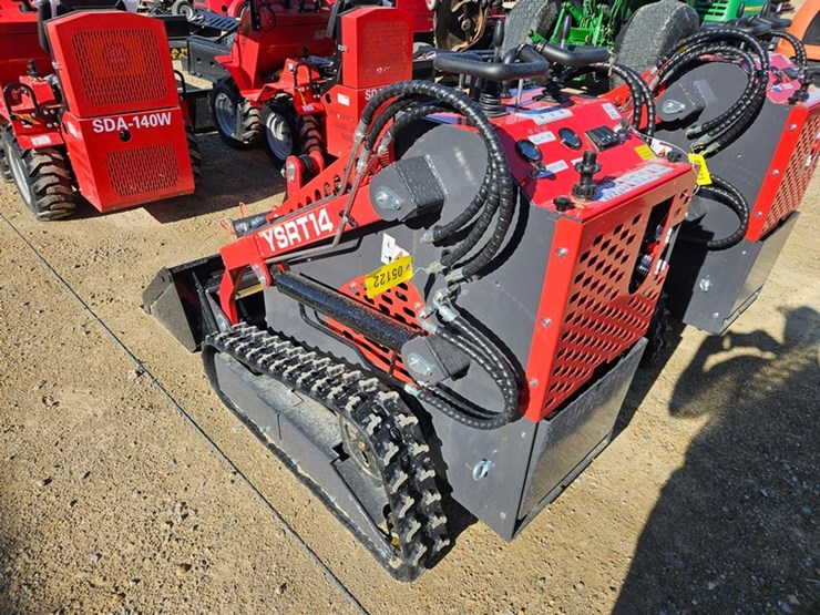 #5122-•-2026-agt-ysrt14-mini-skid-loader-image-3