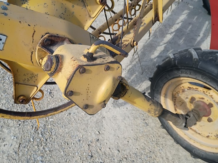 new-holland-256-image-14