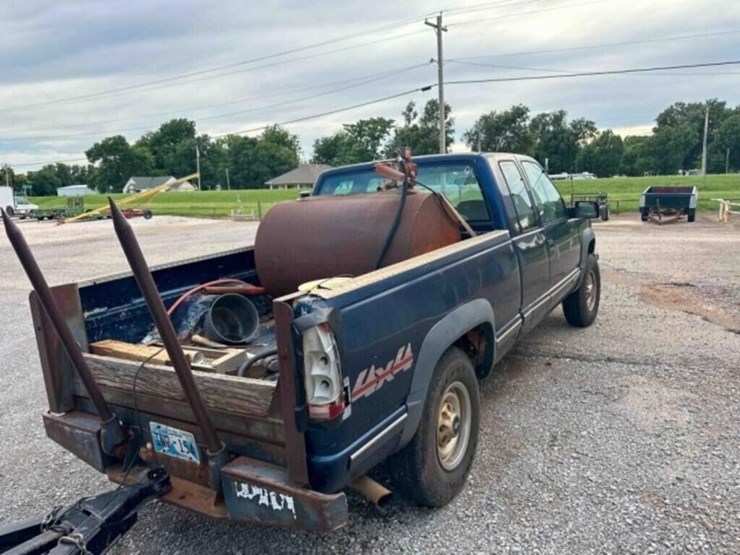 1998-chevrolet-2500-image-8