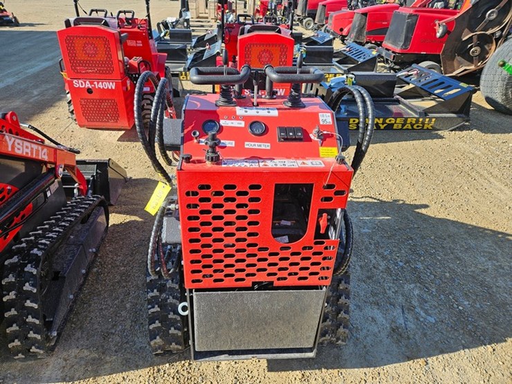 #5123-•-2026-agt-ysrt14-mini-skid-loader-image-4