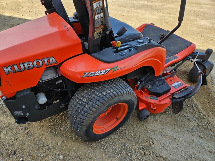 kubota-zg227-image-14