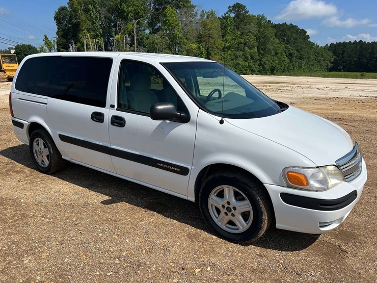 2004-chevrolet-venture-image-4
