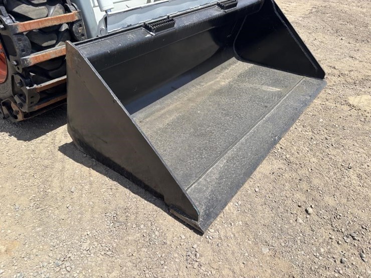 bobcat-725-image-10
