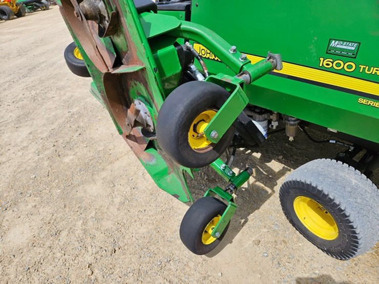 john-deere-1600-turbo-image-22