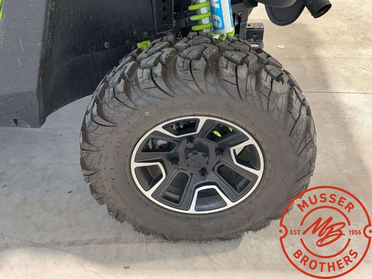 2018-arctic-cat-700-xt-image-11