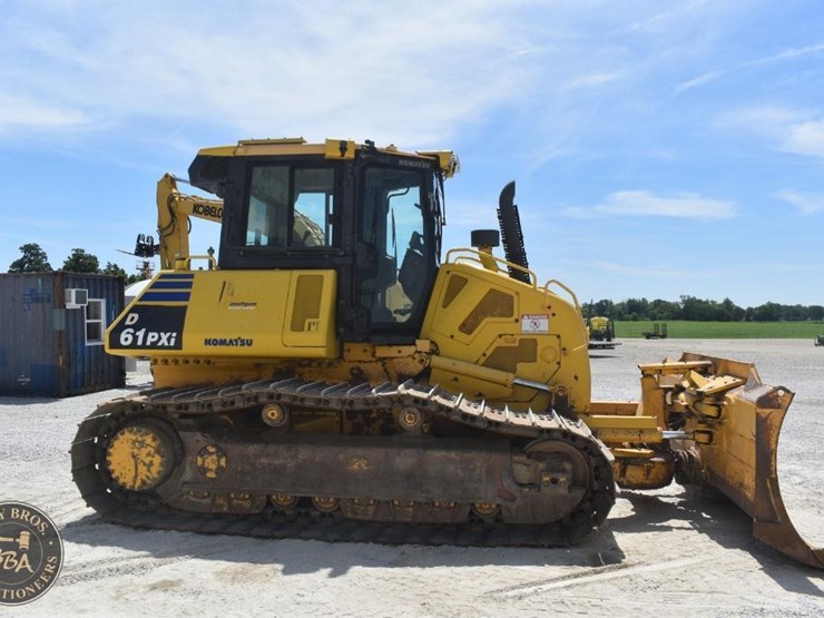 2016-komatsu-d61pxi-24-image-20