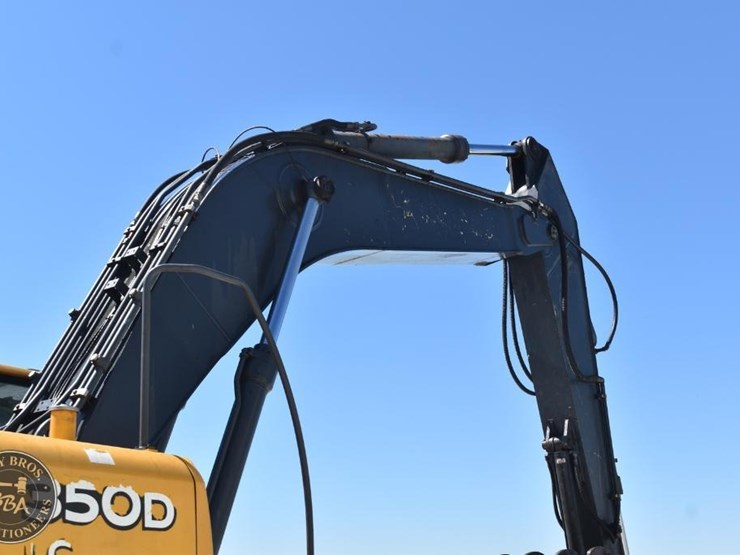 2010-deere-350d-lc-image-19