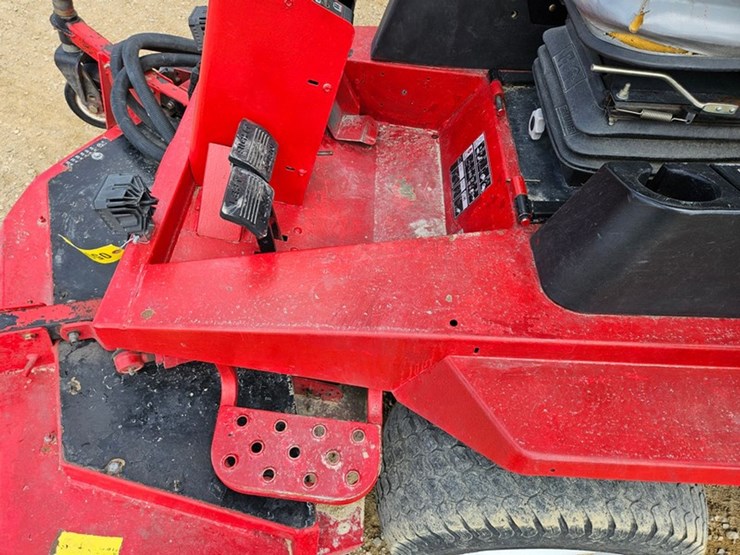 #5050-•-toro-ground-master-4000d-wide-area-mower-image-29