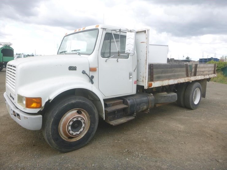 1995-international-4700-image-1