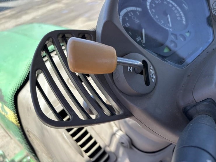 john-deere-6230-image-31