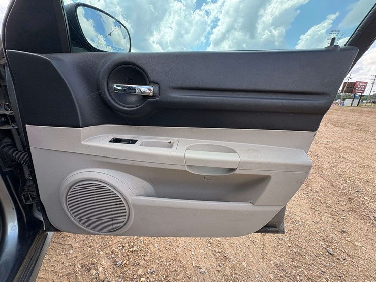 2007-dodge-magnum-4-door-wagon-(119,840-miles)-image-22