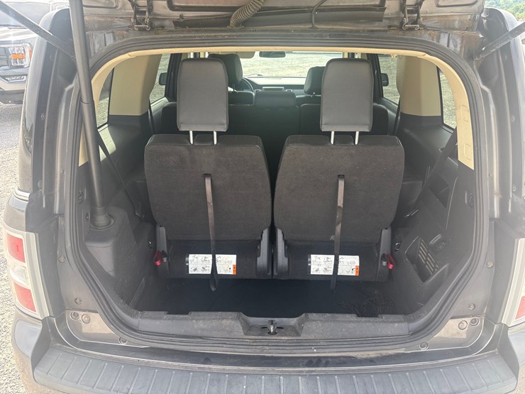 2015-ford-flex-image-9
