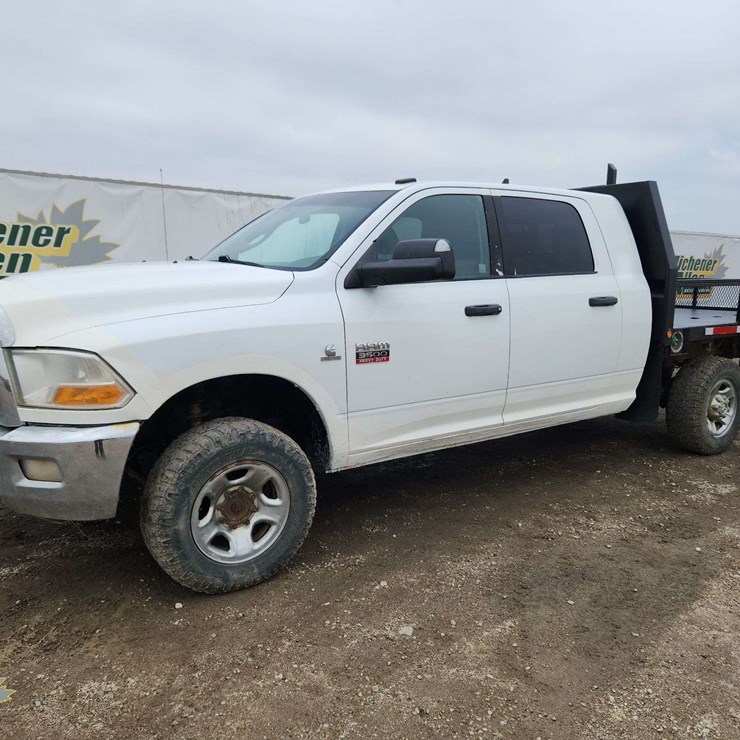 2011 DODGE 3500