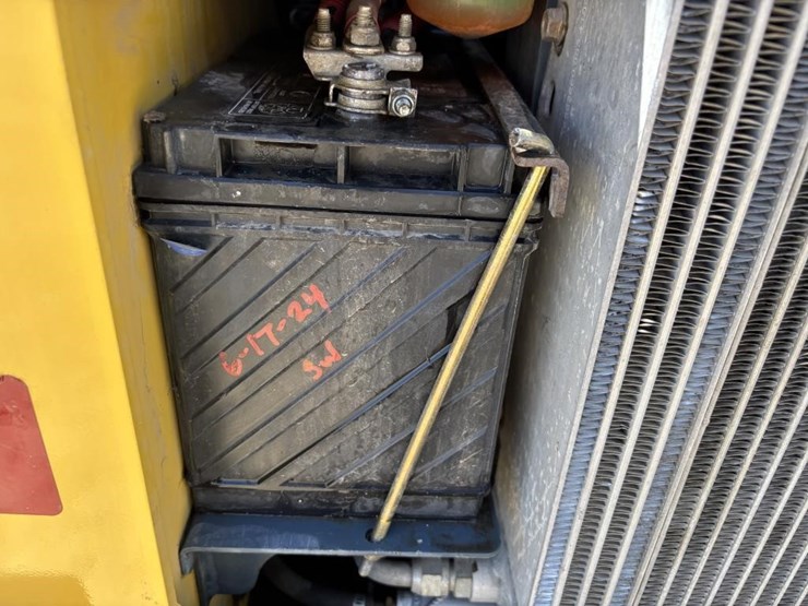 2018-yanmar-s220r-image-44
