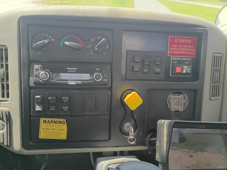 2015-international-durastar-4300-image-48