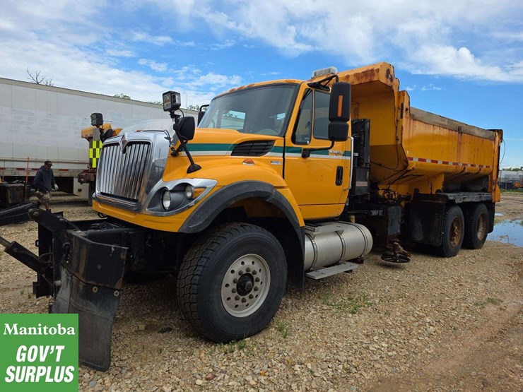 2011-international-workstar-7600-image-1