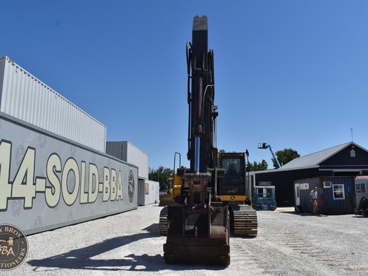 2010-deere-350d-lc-image-9