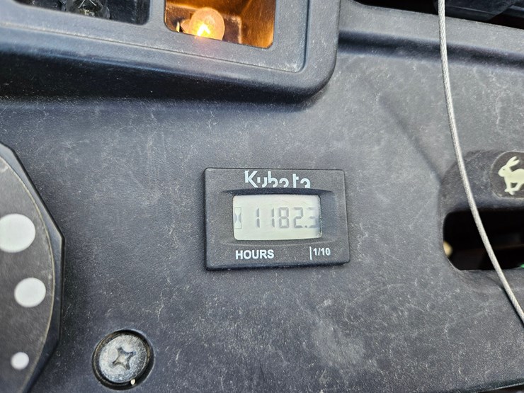 kubota-zd326s-image-23